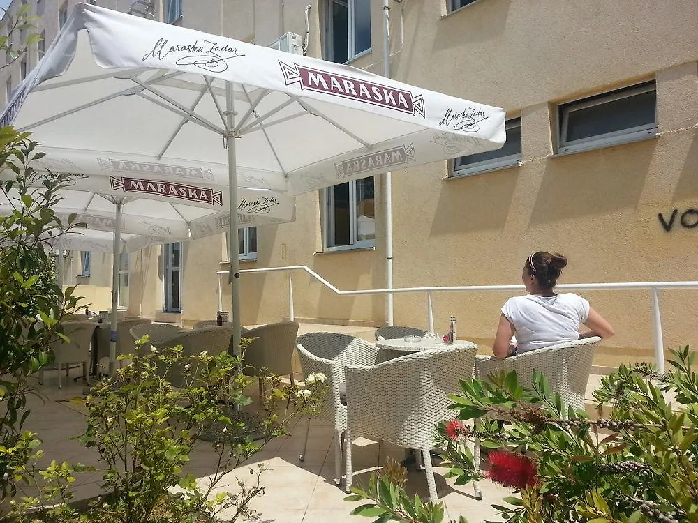 Hotel Dujam Split 3*,